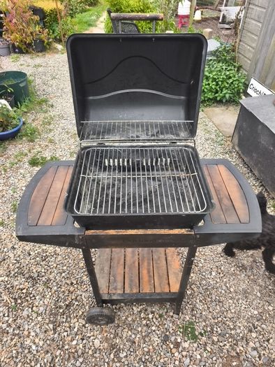 charcoal grill
