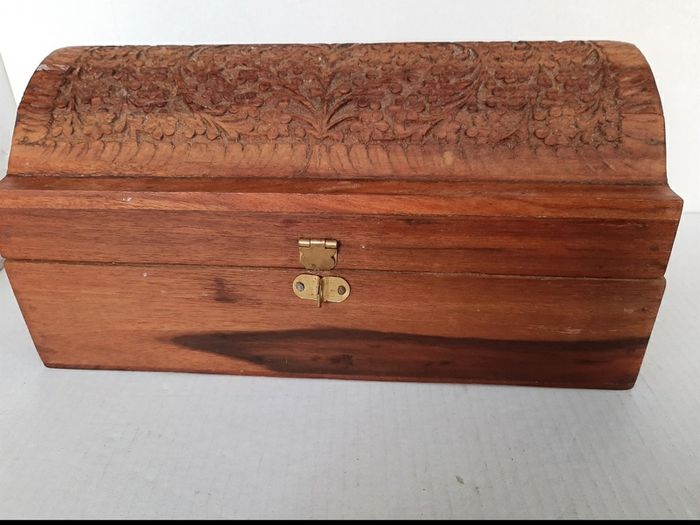 hand carved vintage wooden jewellery box/storage box