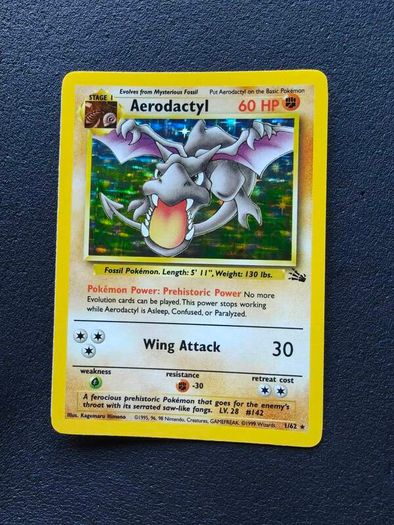 Aerodactyl pokemon card
