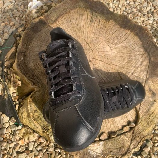 Premium Nike Cortez Triple Black