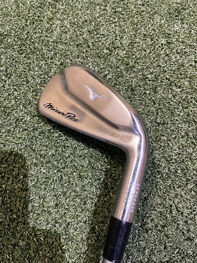 Mizuno pro 225 2 iron stiff