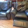 Leather sofa and 2 recliners Image 3