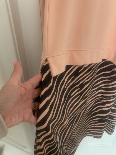 dress gallery dress size small 10/12