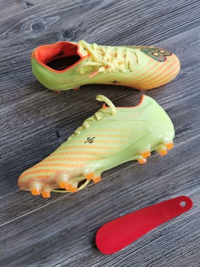 Furon v6+ pro football boots