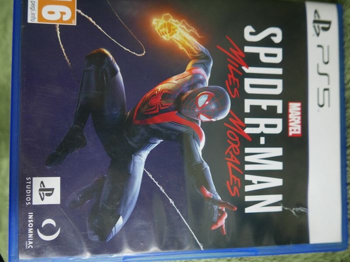 PS5 - Marvel's Spider-Man Miles Morales (PS5)