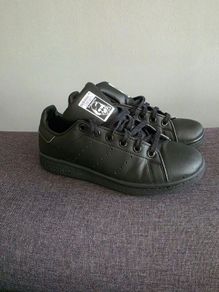 Stan Smith Adidas runners size 4