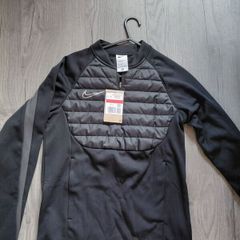 nike top
