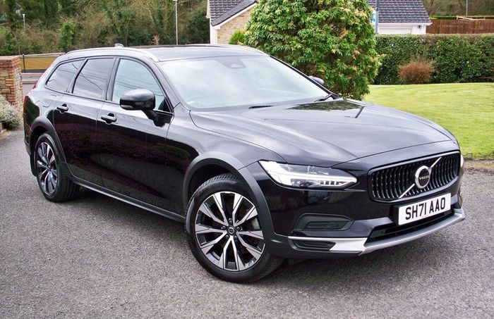 Volvo V90 2.0 B5D Cross Country 5dr AWD Auto