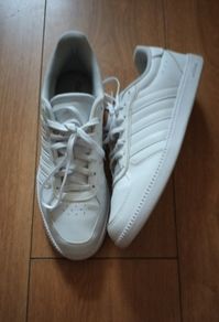 womens Adidas runners