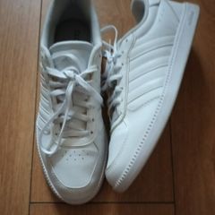 womens Adidas runners