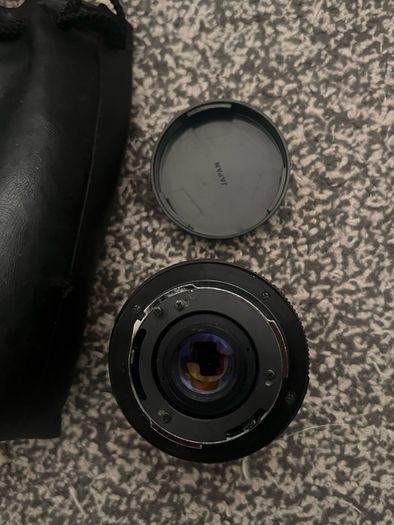 Contax 137 MD Quartz Camera with Accessories (see description)
