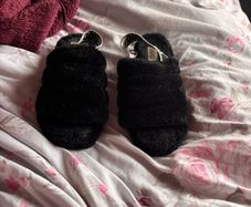 ugg slippers size 6