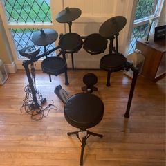 Alesis nitro mesh kit