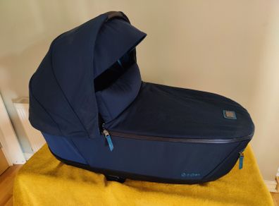 Cybex Platinum Priam Lux Carry Cot