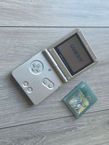 Gameboy Advance SP + Pokemon Crystal (Free Post)