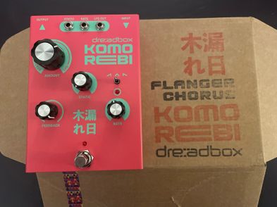Dreadbox Komorebi – Pedale Effetti Per Chitarra E Basso Con Chorus/Flanger E Modulazione LFO