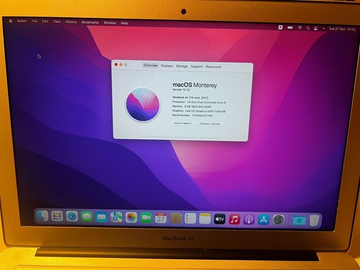 Macbook Air (13-inch, 2017) 8gb Ram / 121gb Ssd