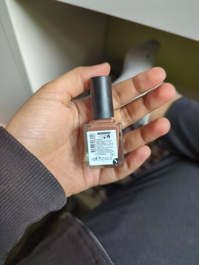 nail paint