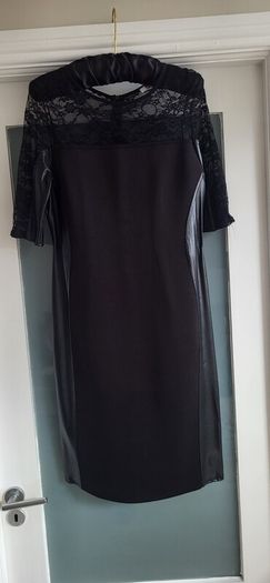 KDK London Black bodycon dress with lace detail Sz 12UK