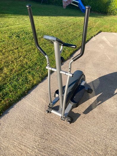 Elliptical Cross Trainer