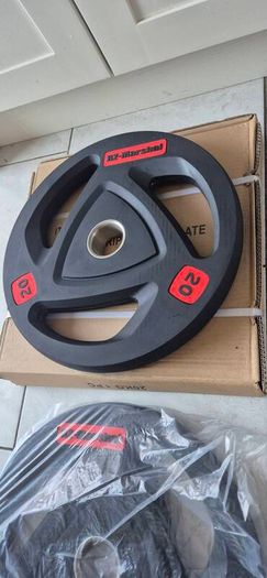 brand new 2x20 kilo olympic tri grip plates