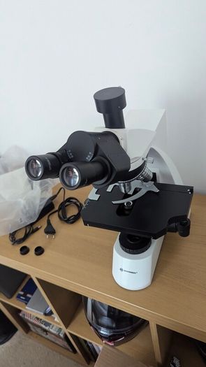 Microscope Bresser TFM-301