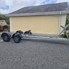 Boat trailer