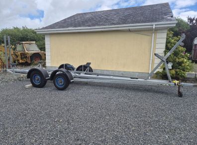 Boat trailer