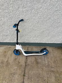 Kids scooter