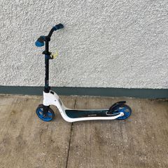 Kids scooter