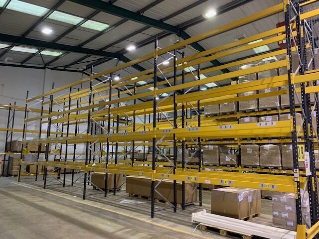 Clean Pallet Racking Various Sizes