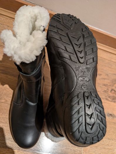Fiero Women's Black Leather Winter Boots with Faux Fur EU 37 UK 4 Brand New