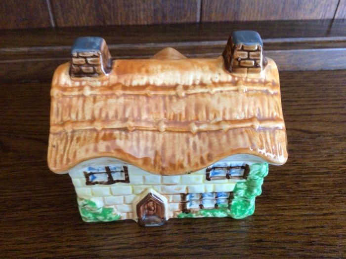 BESWICK compote jam / marmalade cottage ware pot