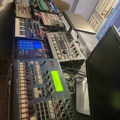 roland  korg  microbrute td3 akai