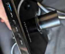 Humanscale single monitor arm + Pro Dock