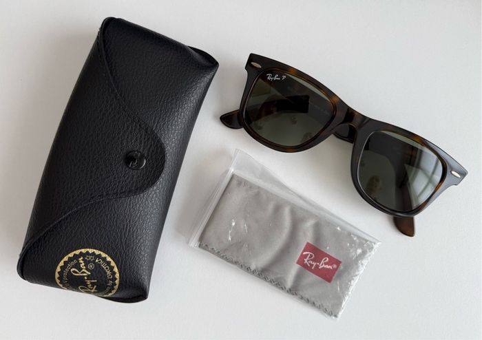 Ray-Ban Wayfarer Ease RB4340 Men's Sunglasses Polarised