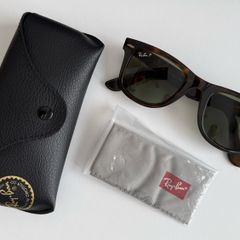 Ray-Ban Wayfarer Ease RB4340 Men's Sunglasses Polarised
