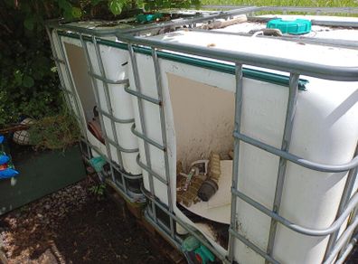 2 IBC Coal & Firewood Storage - Buyer Collects