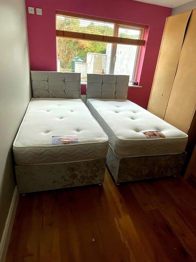New Luxury Single Divan Bede. Tufted Memory Foam Mattresses With Optional Drawers Instock