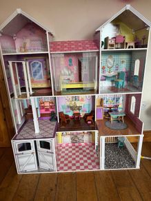 doll house
