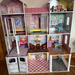 doll house