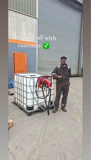 IBC tank (1000L) with fuel pump and meter.