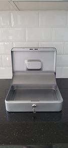 Large cash/lock box