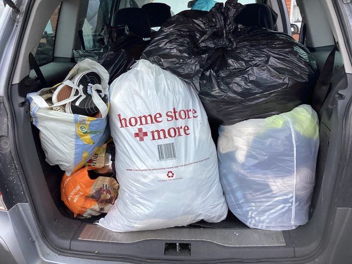 4 Bags of clothes in good condition for free