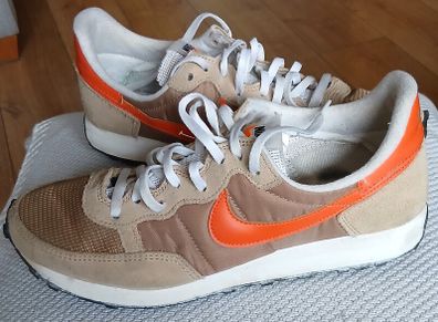Nike Ladies trainers 15 euro