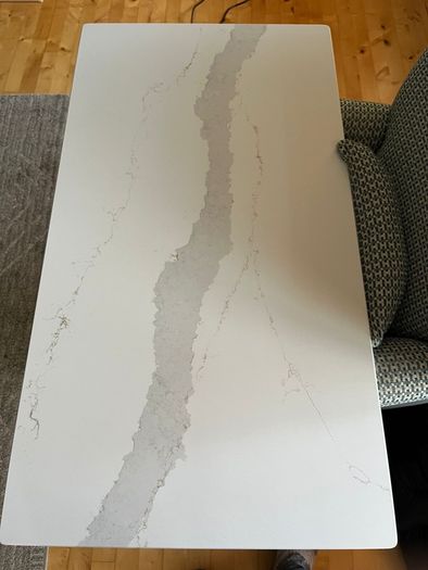 Granite and quartz , Calcatta mammo gold 1174mm x 635mm 20mm thick