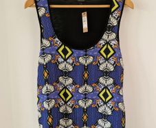 Ladies top (River Island)