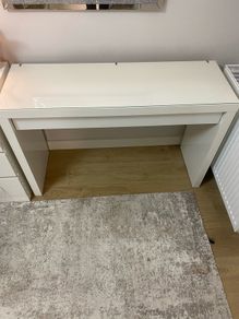 IKEA MALM Dressing table/desk