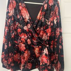 Pattern top by Very