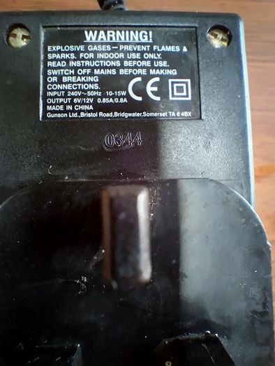 Car motorcycle battery charger